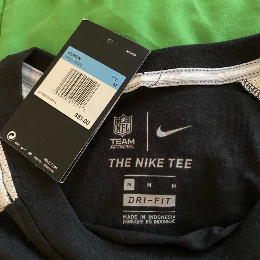 Nike Saints Performance T-Shirt - Picture 3 of 5